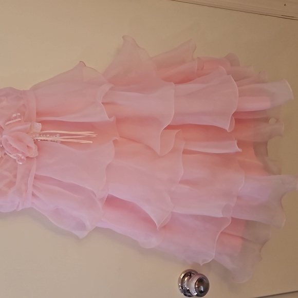 RICHIE HOUSE Pink Lattice Pearl Cascade Ruffle Chiffon Tie Back Party Dress - Picture 5 of 8